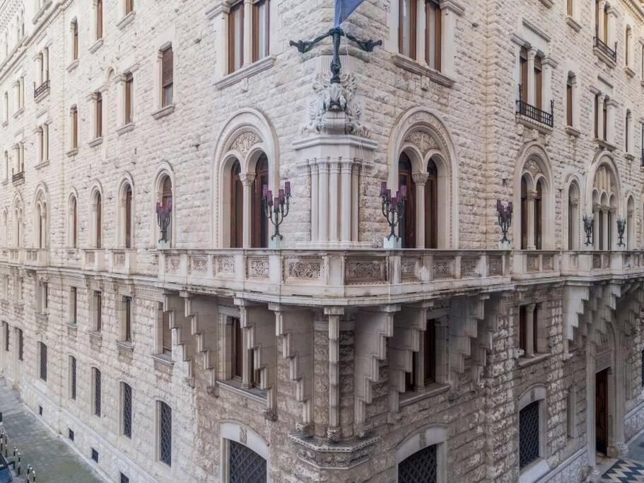 Picasso-Bozzi 59 Apartment Bari Bagian luar foto